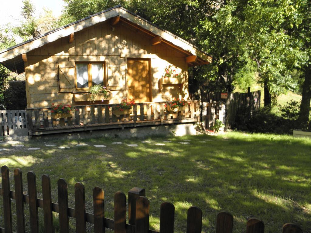 Gite Auberge Les Terres Blanches De Meolans المظهر الخارجي الصورة