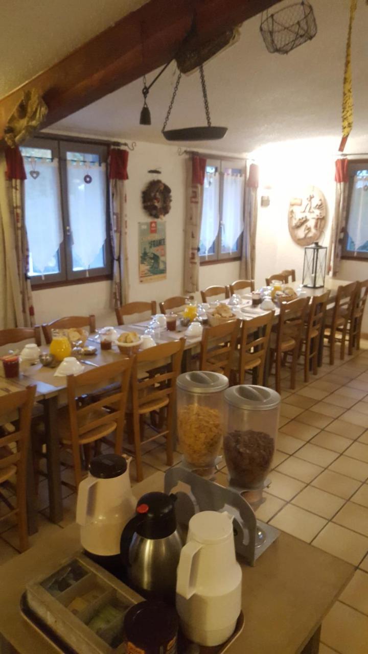 Gite Auberge Les Terres Blanches De Meolans المظهر الخارجي الصورة
